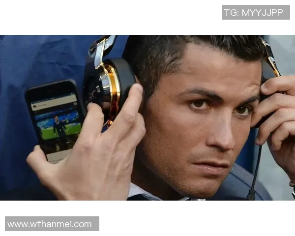 全球超级足球巨星盘点：从梅西到C罗谁才是当今足坛的王者