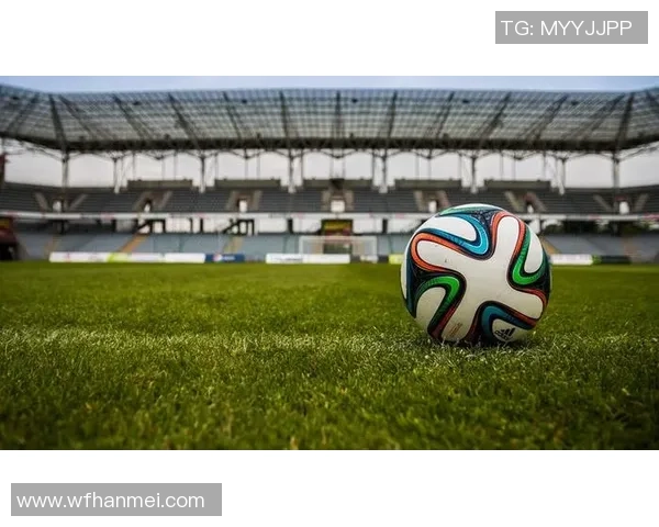 围绕足球IMM球星卡标准尺寸的详细解析与收藏价值研究